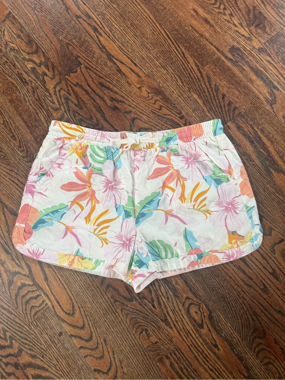 Hurley floral shorts size Large